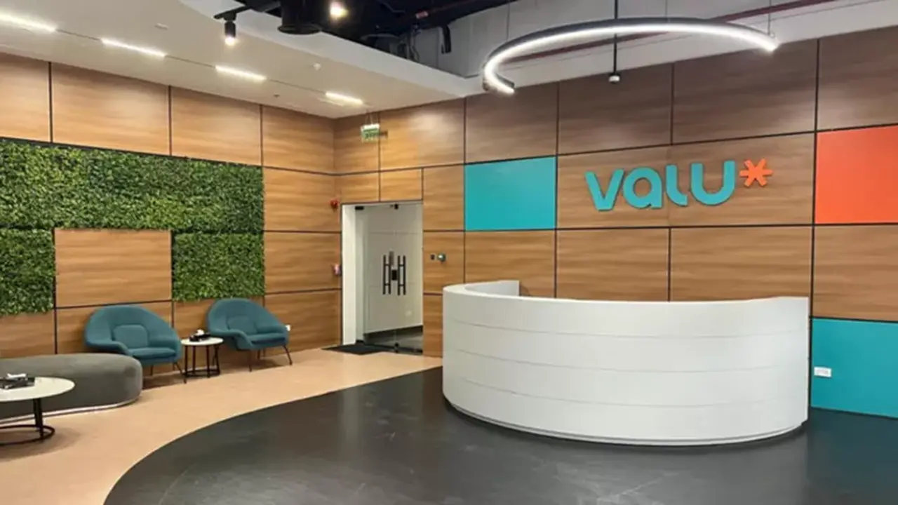 إي اف چي هيرميس تنجح في تقديم الاستشارات لبيع حصة ثانوية في ڤاليو